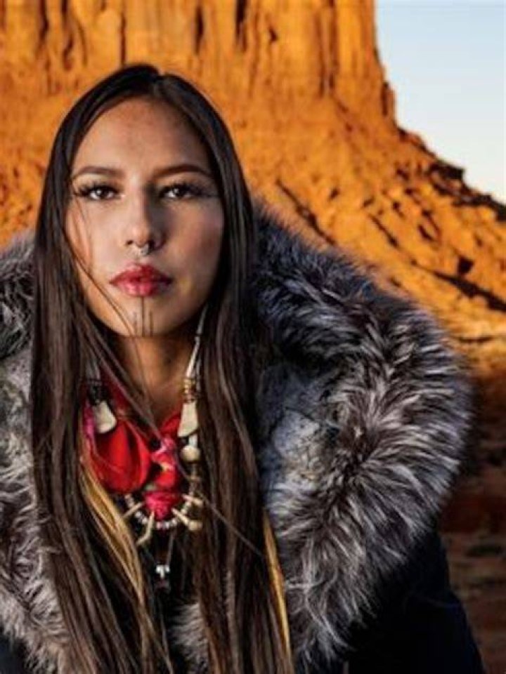 Native American model American indian girl, Native american girls