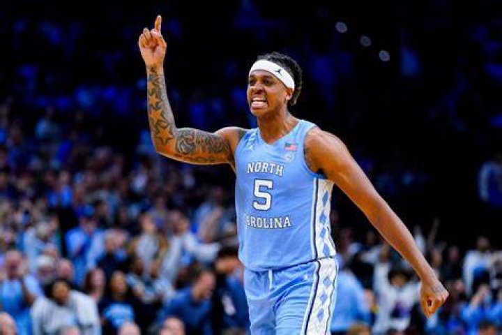 NCAA tournament star Armando Bacot returning to North Carolina for