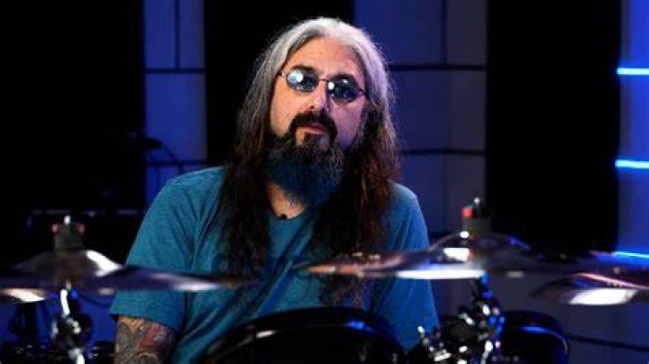 [News] Is Mike Portnoy related to Dave Portnoy? Family and net worth