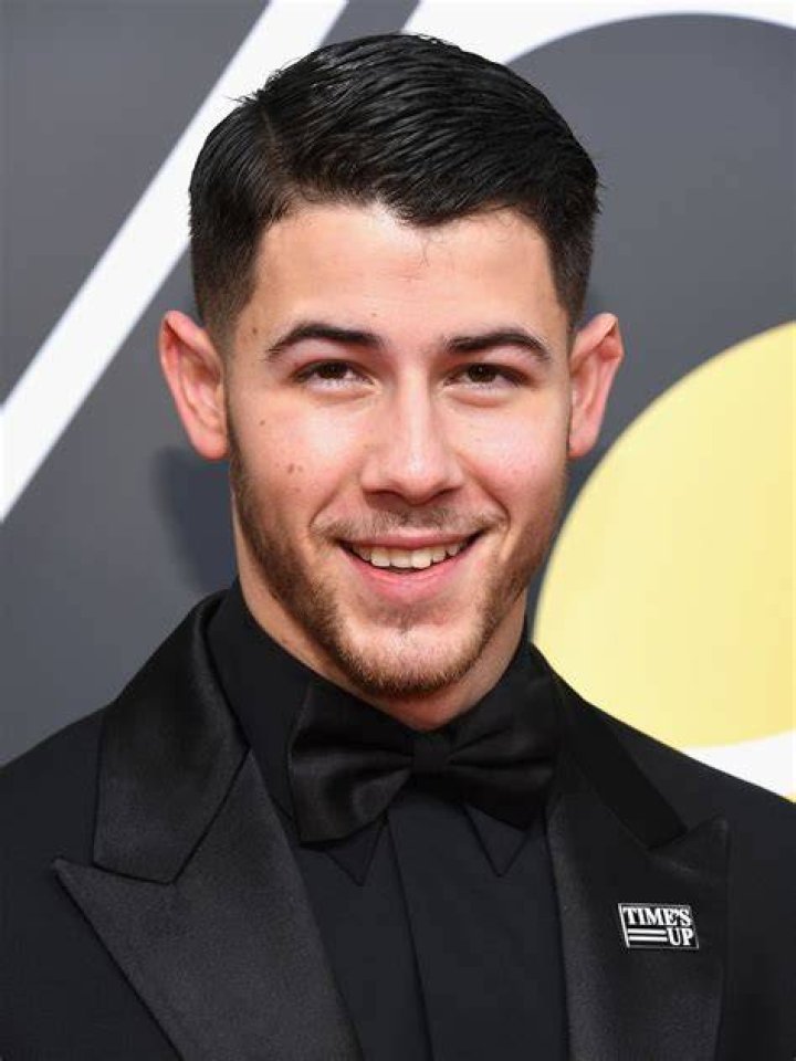 Nick Jonas Biography
