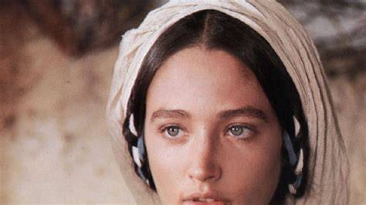 Olivia Hussey as Mary in Jesus of Nazareth Olivia hussey, Mother mary