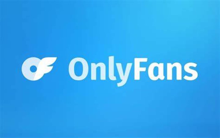 Onlyfans L'ex star du X Lana Rhoades vend d&eacute;sormais ses photos sur la