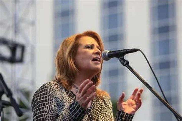 Patty Loveless Biography, Age, Height, Husband, Net Worth, Family ·