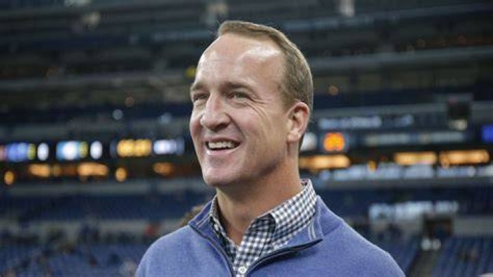 Peyton Manning Takes Veiled Cheap Shot at Patriots During &lsquo;MNF