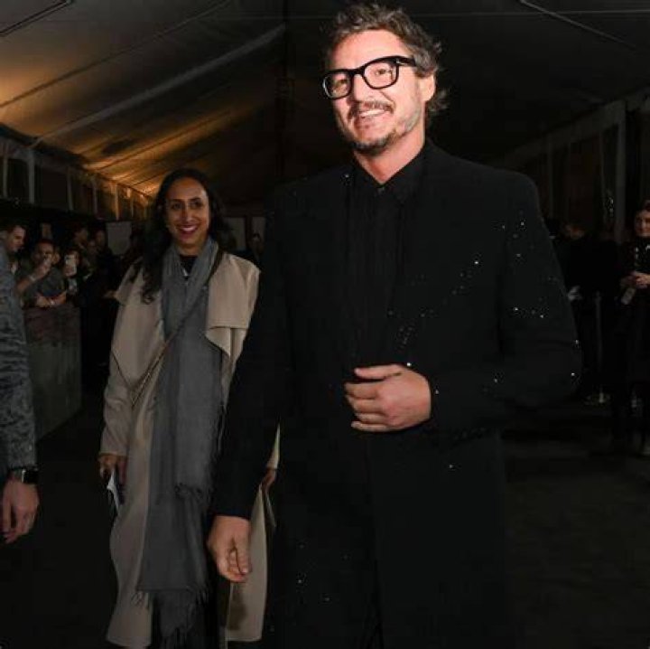 Pin by MsMandalorian on *The Dude Pedro Pascal* Pedro pascal, Pedro