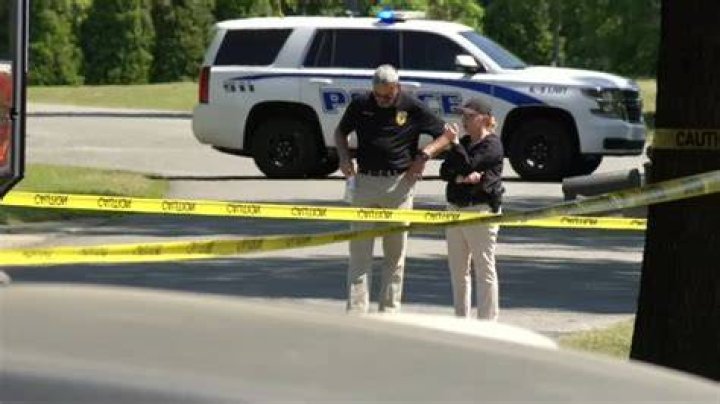 Police standoff after woman shot in neck in Weirton WTRF
