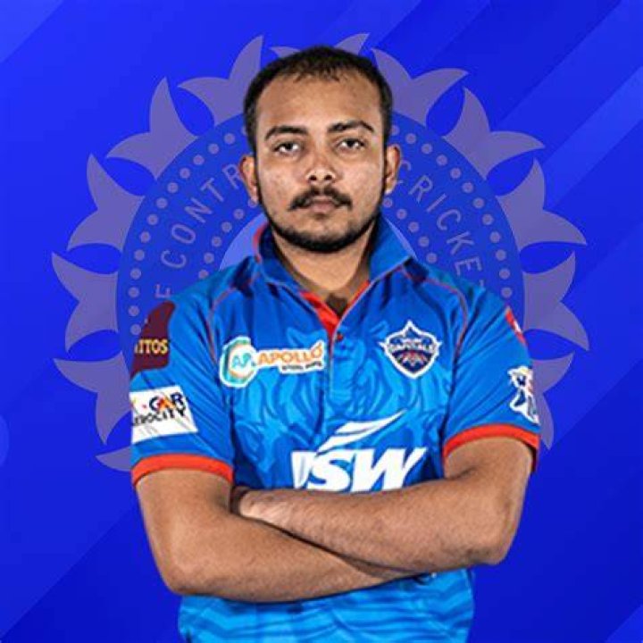 prithvi shaw's wife, Is Prithvi Shaw Married?