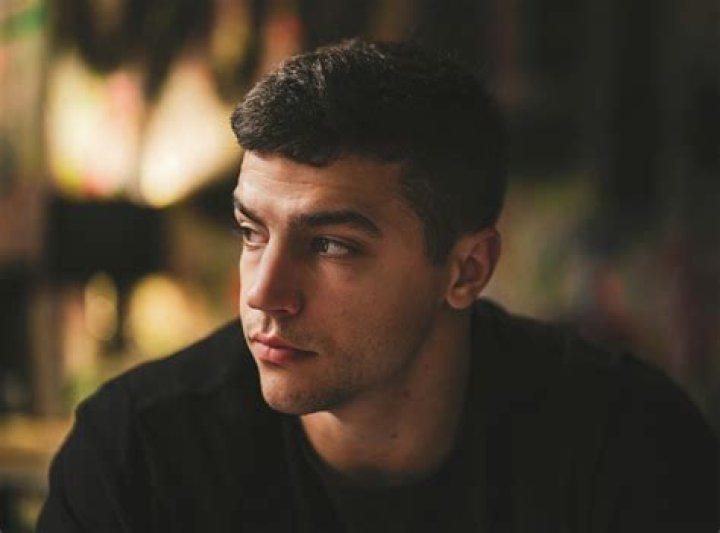 Private Person, Xolo-dimitrov