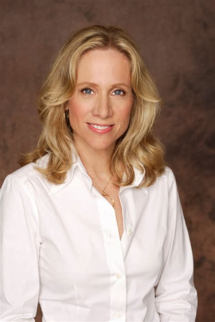Q&A Betsy Beers, executive producer of “Grey’s Anatomy,” “Scandal