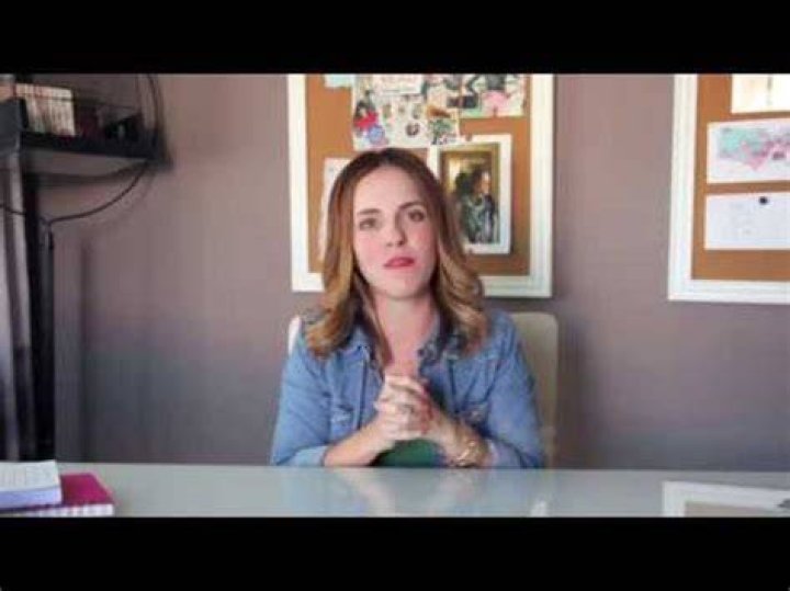 Rachel Hollis to Fellow Stretch-Marked Moms: You Inspire Me!