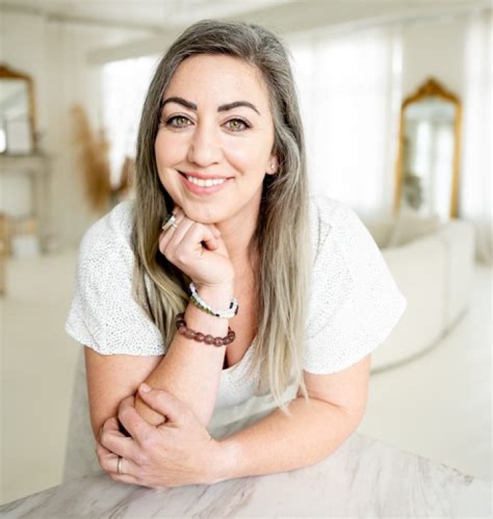 Radonda Vaught Husband Meet Ed Vaught, Age, Bio, And More TRAN HUNG