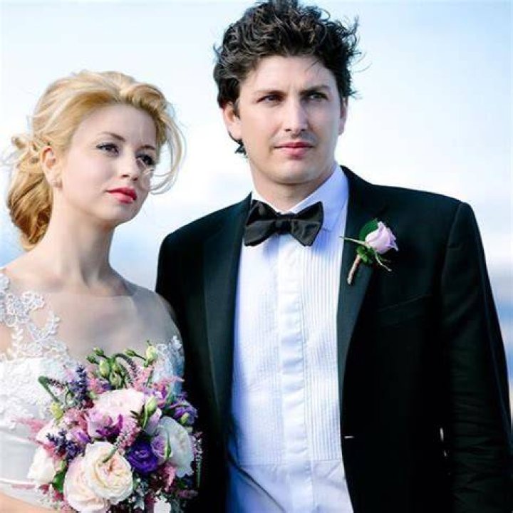 Ramzi Habibi Married Life With Star Wife Masiela Lusha. What Are