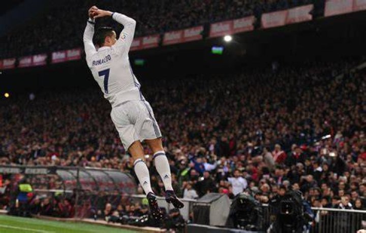 Ronaldo Jump Cristiano Ronaldo The Science Behind That Remarkable
