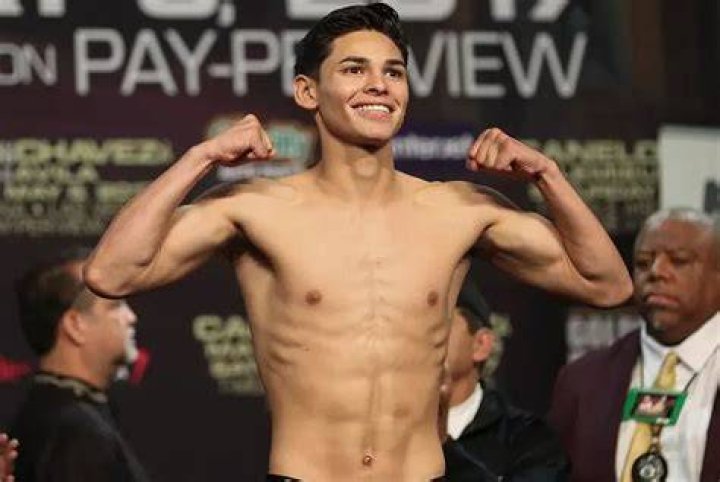 Ryan Garcia Age Net Worth Weight Wife