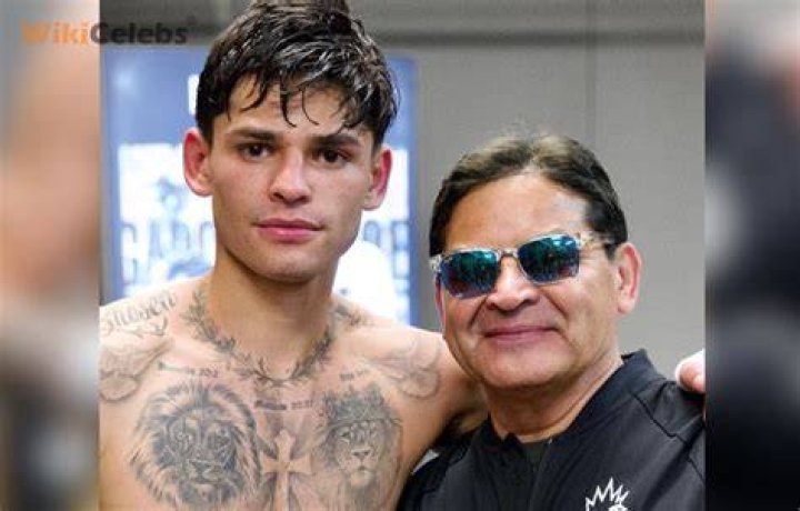 RYAN GARCIA DAD ADDRESSES RYAN BEING CALLED INSTAGRAM FIGHTER; TALKS