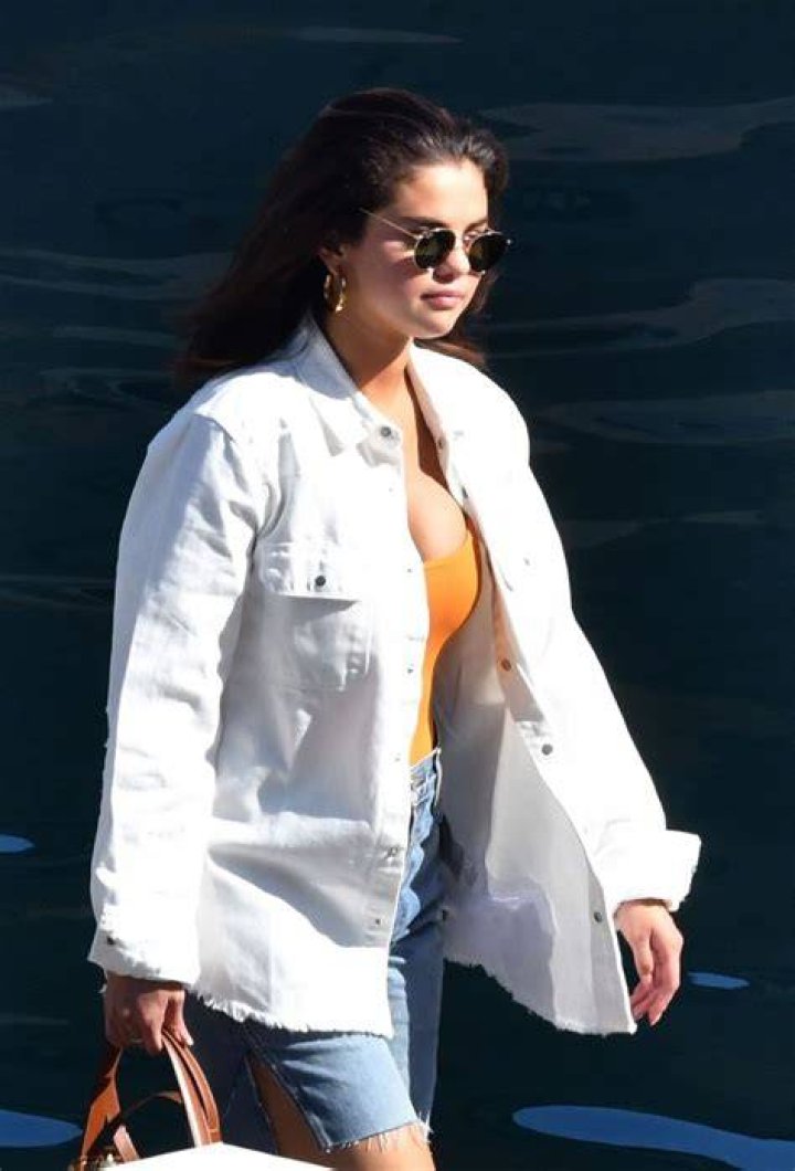 SELENA GOMEZ on Vacation on Amalfi Coast 07/24/2019 HawtCelebs