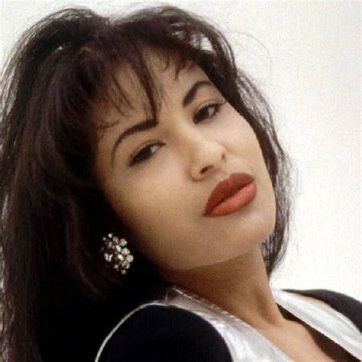 Selena QuintanillaP&eacute;rez's Family Honors Her 26 Years After Death