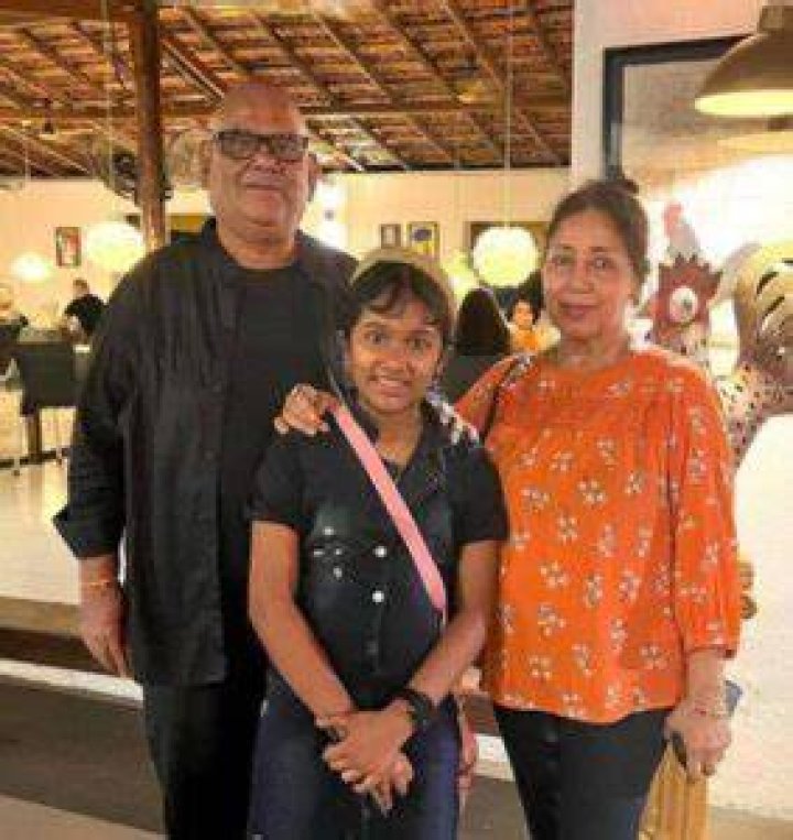 Shashi Kaushik Wiki, Age, Husband, Family, Biography & More WikiBio