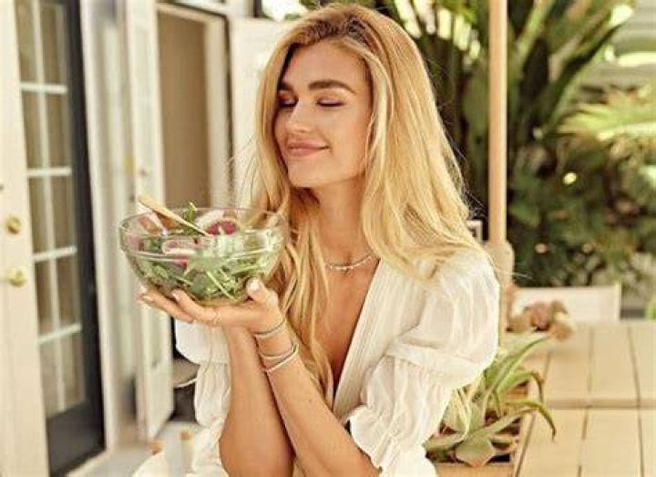Shayna Taylor Bio, Wiki, Net Worth, Ryan Seacrest Relationship and