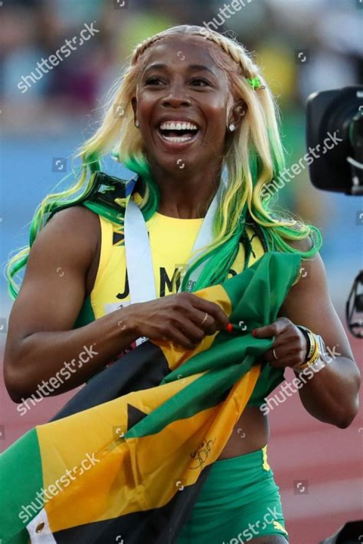 ShellyAnn FraserPryce's 🇯🇲 first Olympic Race! 🏃♀️ YouTube