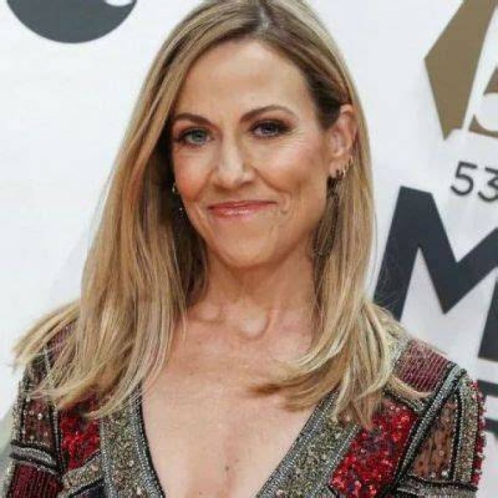 Sheryl Crow Net Worth, Bio, Height, Family, Age, Weight, Wiki 2024