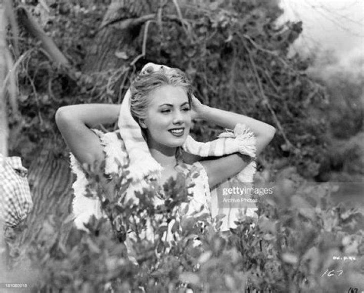 Shirley Jones from Oklahoma, 1956. Shirley jones, Actresses, Classic