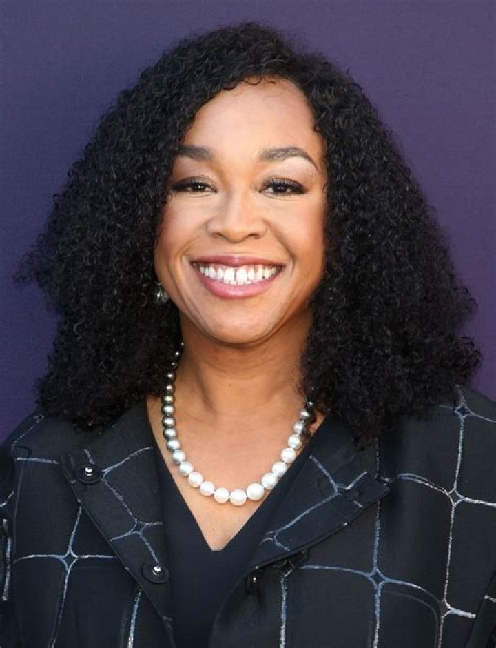Shonda Rhimes's Daughter in Scandal Series Finale POPSUGAR Entertainment