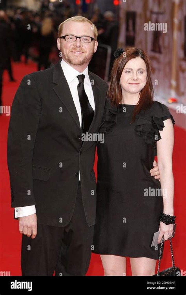 Simon Pegg and his wife Maureen posed on the red carpet at the London