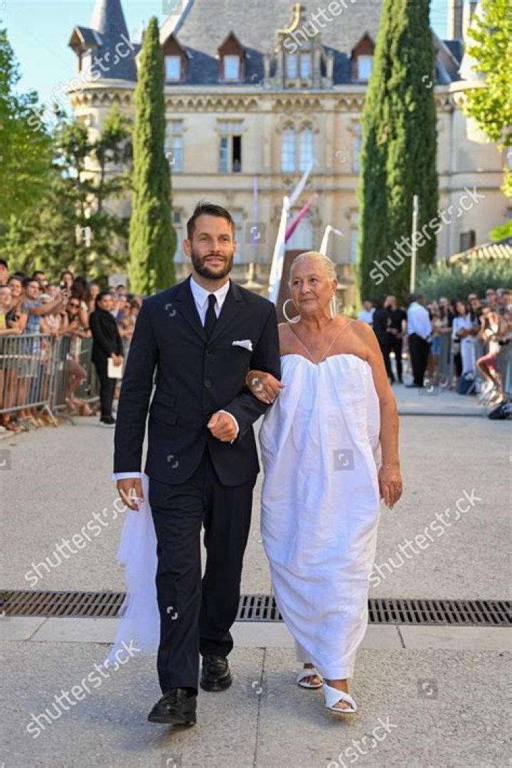 Simon with his mother