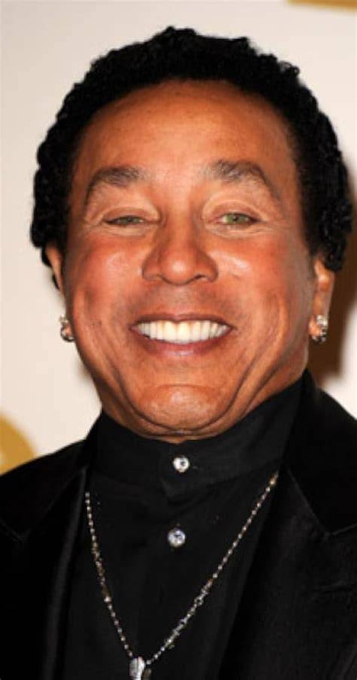 Smokey Robinson Biography IMDb