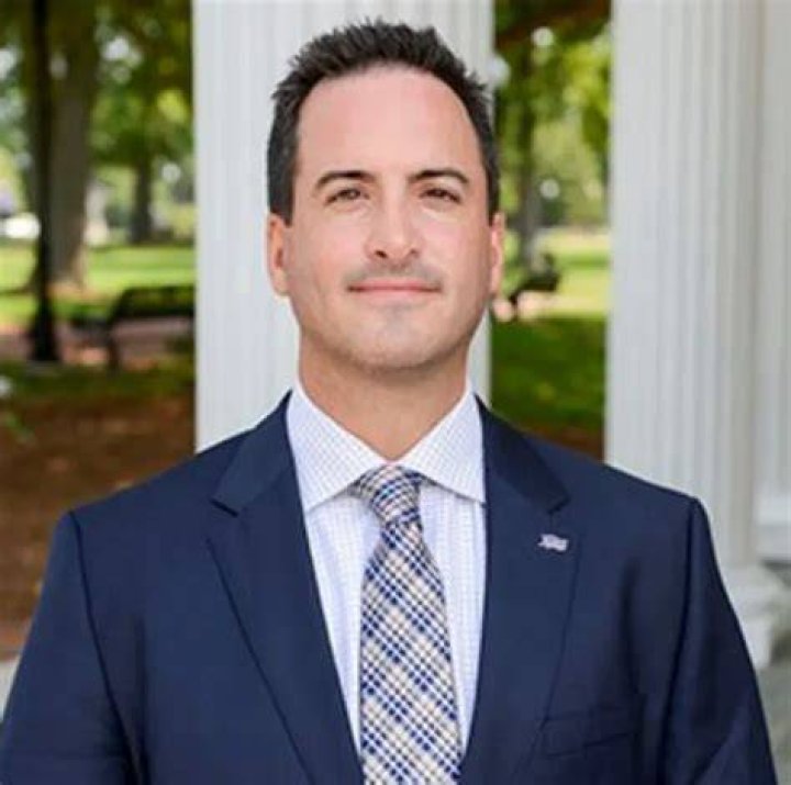 Steve DiSchiavi Height, Weight, Net Worth, Age, Birthday, Wikipedia