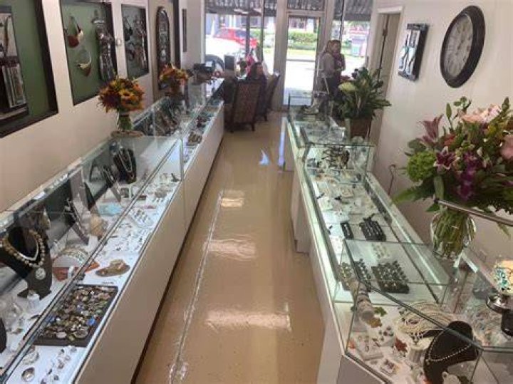 Stone Mountain Gems And Jewelry Store Suffers Devastating Losses Due To Car Accident