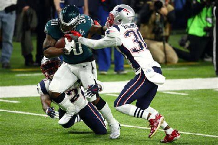 Super Bowl 2018 score by quarter Eagles lead Patriots 93 after 1st