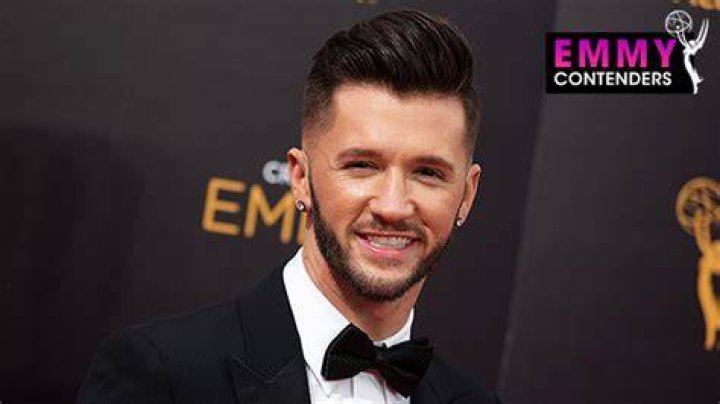 SYTYCDs Travis Wall On His Emmy-Nominated Choreography Hollywood Life ·