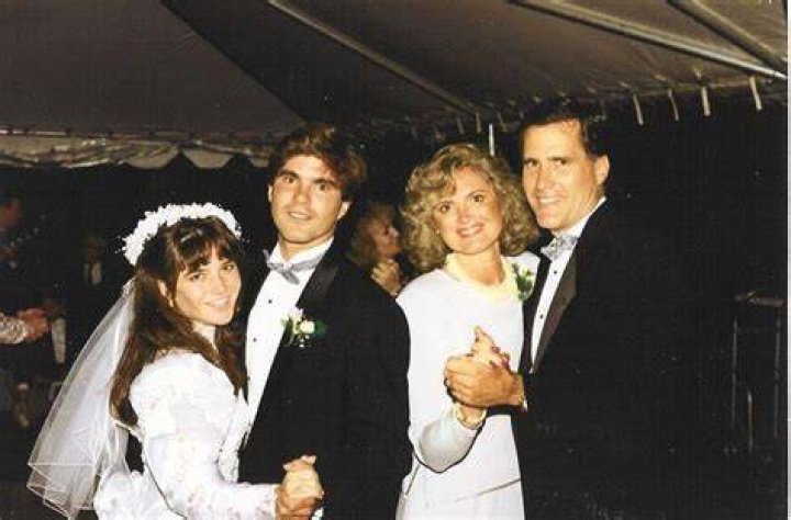 Tagg and Jennifer Romney wedding Wedding dresses, Wedding, Dresses