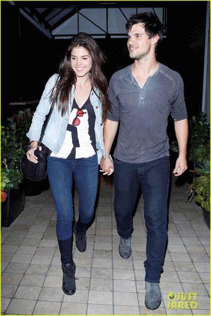 Taylor Lautner Holds Hands on Date Night With Marie Avgeropoulos