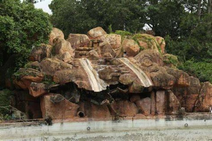 This abandoned Disney water park has been rotting for over 15 years now it's turning into a reso