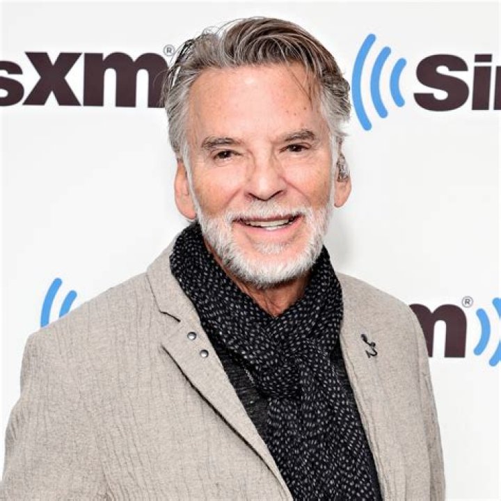 Today Kenny Loggins Wife / His first wife was eva ein from 1978 to 1990