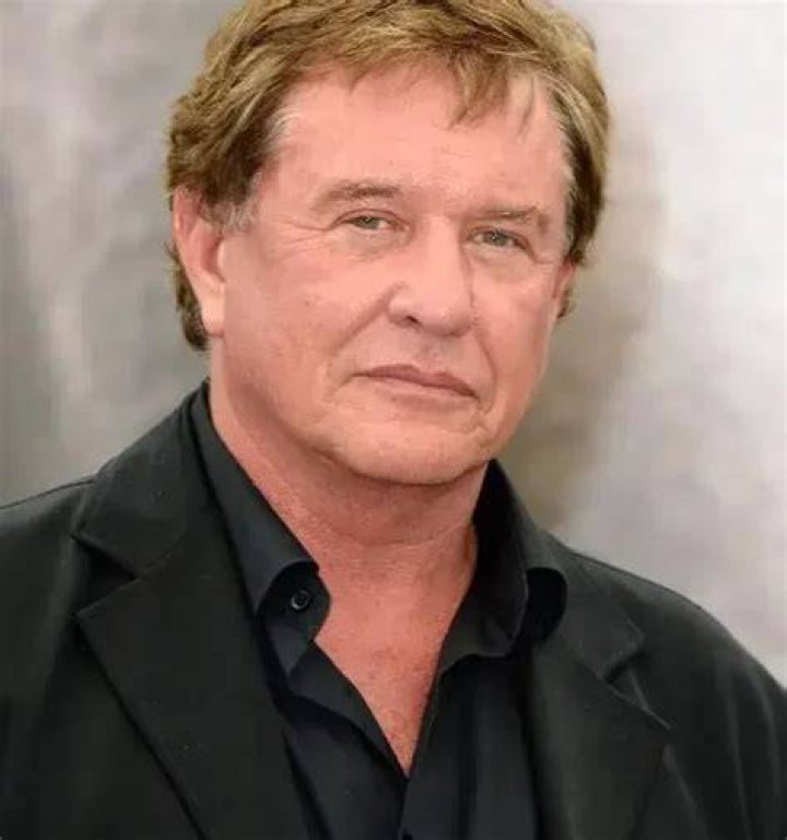 Tom Berenger Biography, Height & Life Story Super Stars Bio