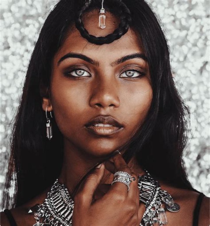 Unconventional / unique / striking looking women appreciation thread