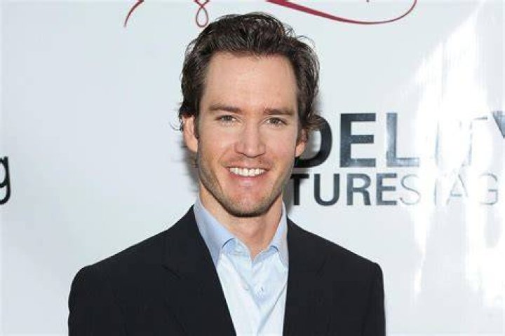 Uncover The Secrets Of Mark Paul Gosselaar's Success: A Father's Influence
