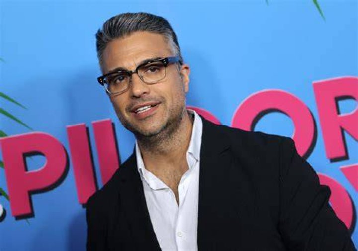 Unveiling Jaime Camil's Cinematic Journey: Movies, TV, And Beyond