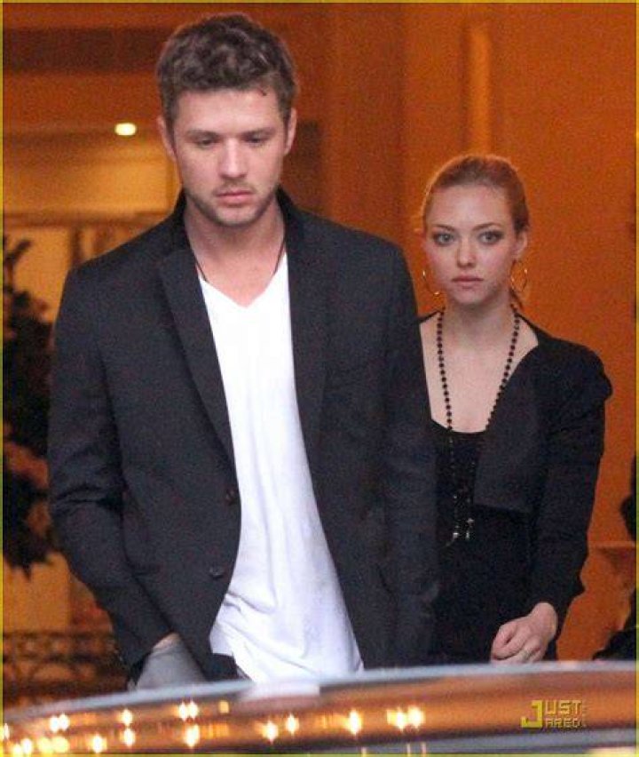 Unveiling The Enigmatic Bond Between Amanda Seyfried And Ryan Phillippe