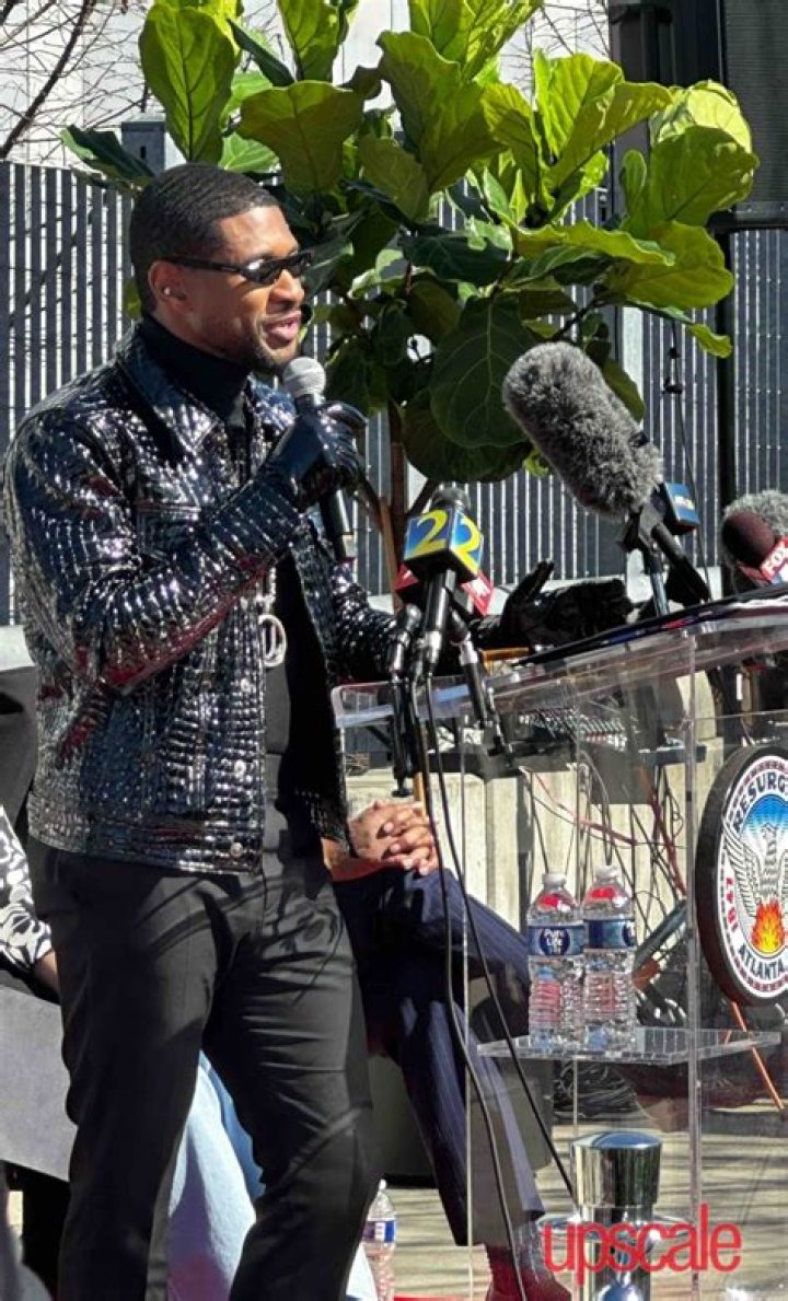Unveiling The Fortune Behind The R&B Icon