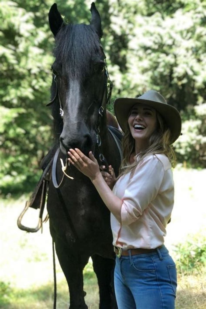 Unveiling The Secrets Of Katheryn Winnick's Marriage: Exclusive Insights And Discoveries