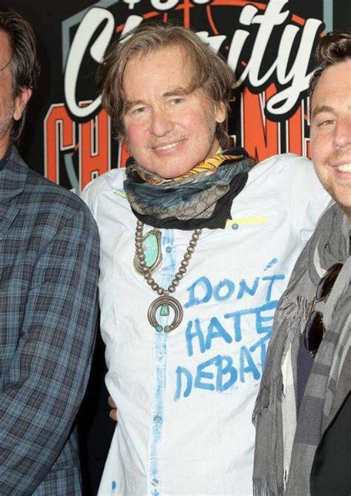 Val Kilmer Says He Feels 'Wonderful' 4 Years After Throat Cancer Battle