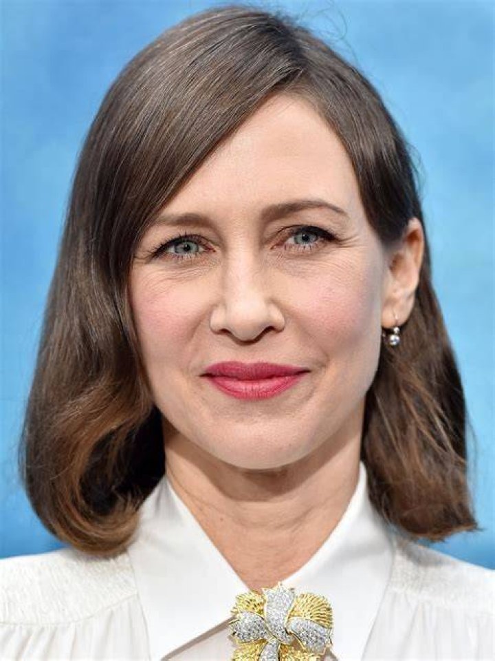 Vera Farmiga Wiki 2021 Net Worth, Height, Weight, Relationship & Full