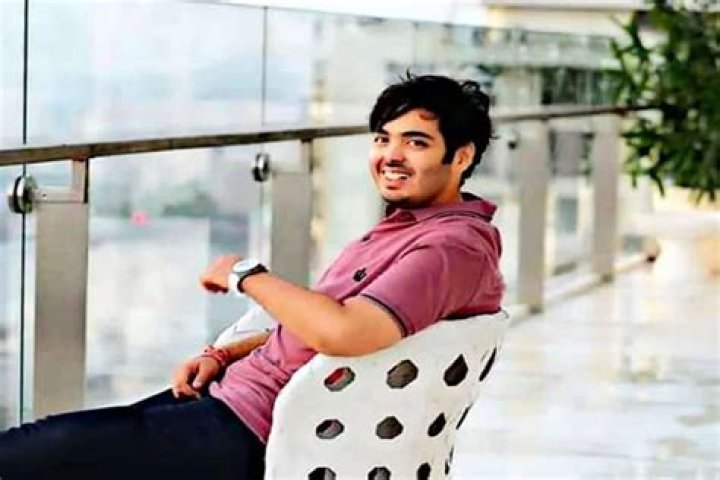 VivaSync | Anant Ambani Net Worth