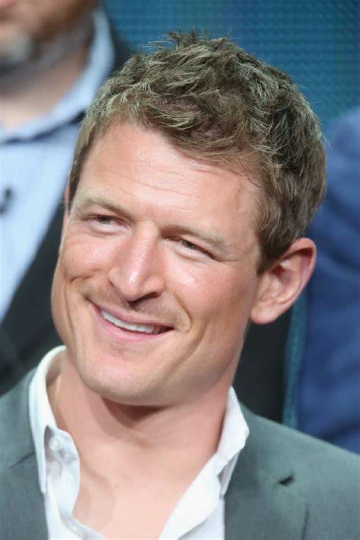 VivaSync | Philip Winchester Net Worth