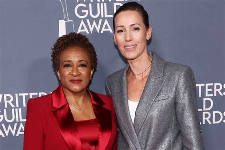 Wanda Sykes Kids Olivia, Lucas Fraternal Twin Children Closer Weekly